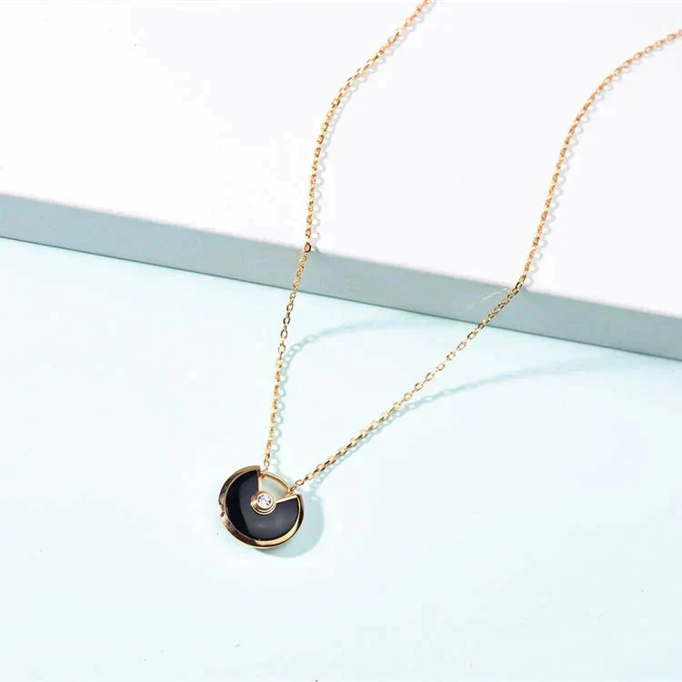 [⭐Hesperis Jewelry]AMULETTE GOLD CARNELIAN ONYX NECKLACE