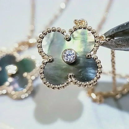 [⭐Hesperis Jewelry]CLOVER 15MM DIAMOND AND MOTHER-OF-GREY NECKLACE