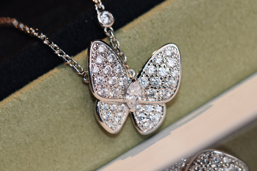 [⭐Hesperis Jewelry]BUTTERFLY DIAMOND NECKLACE