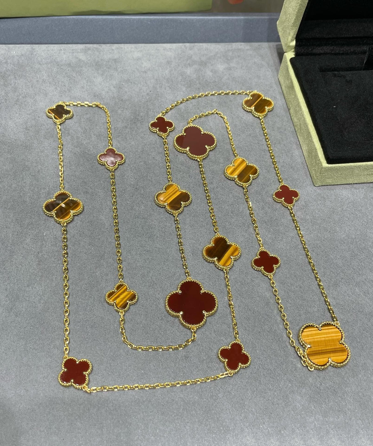 [⭐Hesperis Jewelry]CLOVER 16 MOTIF CARNELIAN TIGER EYE ROSE GOLD NECKLACE