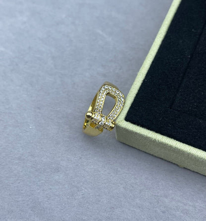 [⭐Hesperis Jewelry]Wide Hoof-Shaped Diamond-Studded Ring
