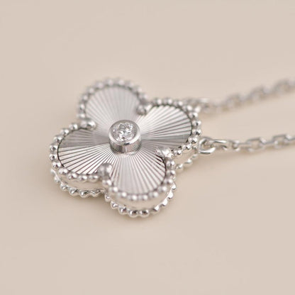 [⭐Hesperis Jewelry]CLOVER  15MM DIAMOND LASER NECKLACE SILVER