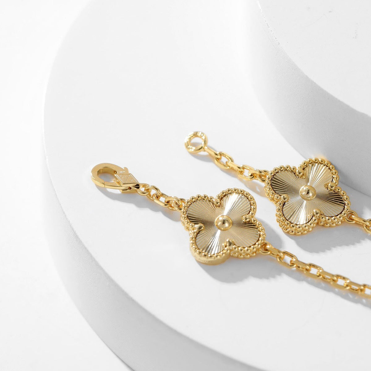 [⭐Hesperis Jewelry]CLOVER 10 MOTIFS LASER NECKLACE